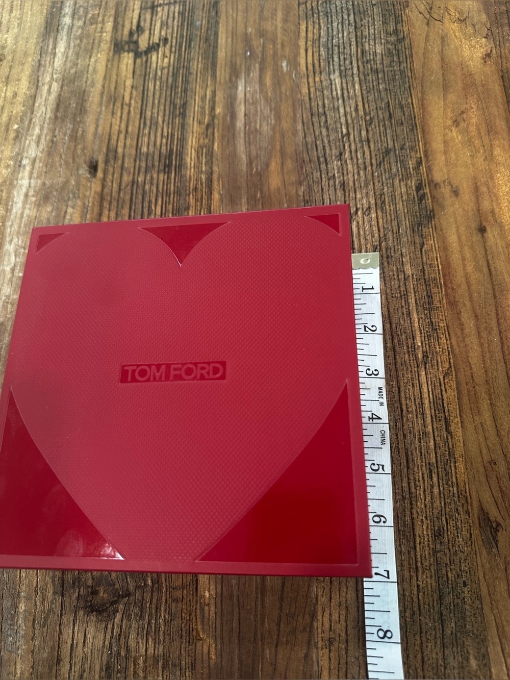 Tom Ford Red Heart Compact Case - Picture 4 of 5